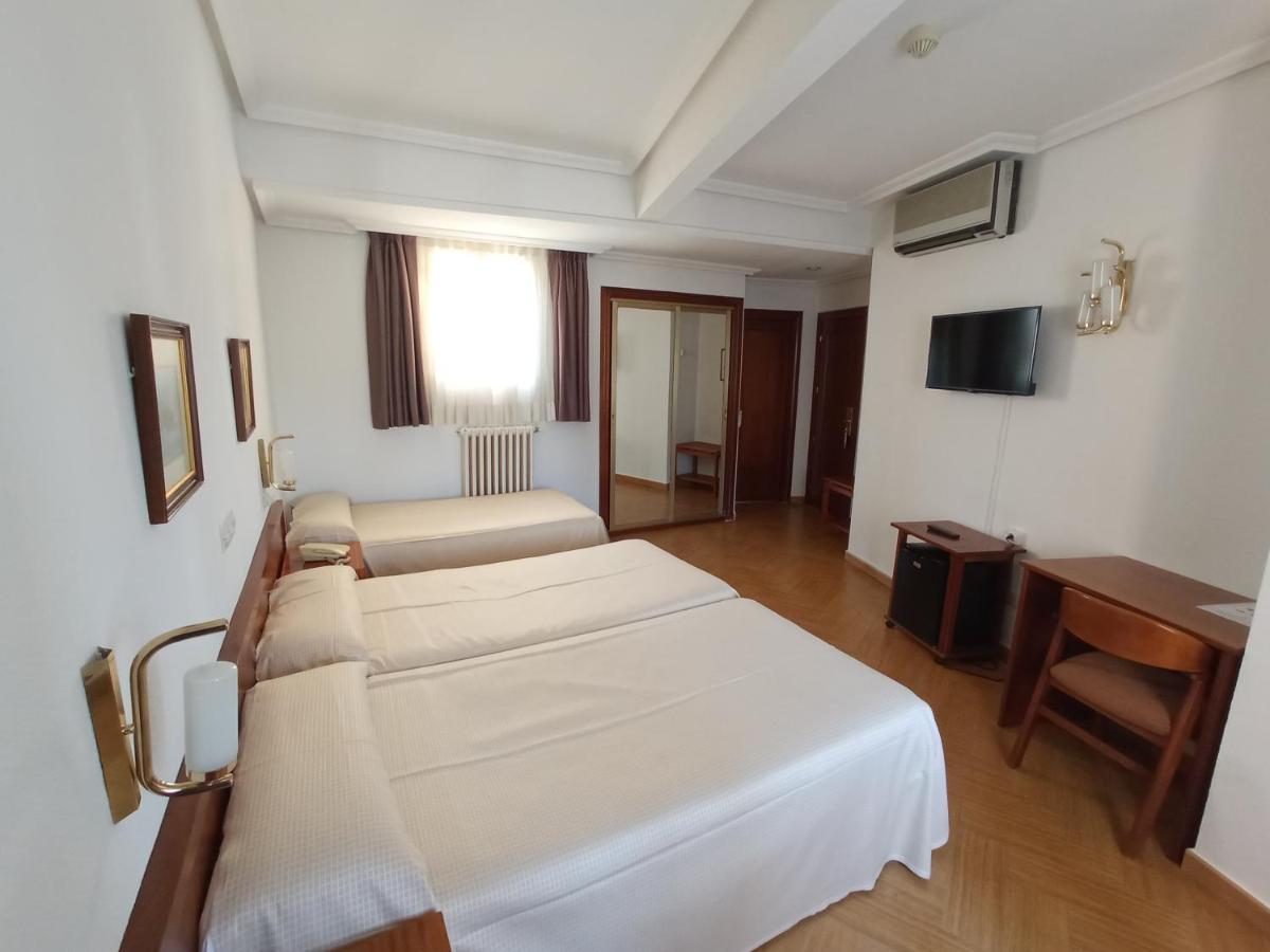 Hotel Ele Acueducto Сеговия Экстерьер фото