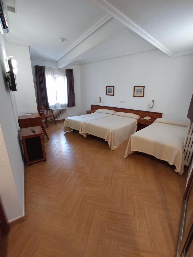 Hotel Ele Acueducto Сеговия Экстерьер фото