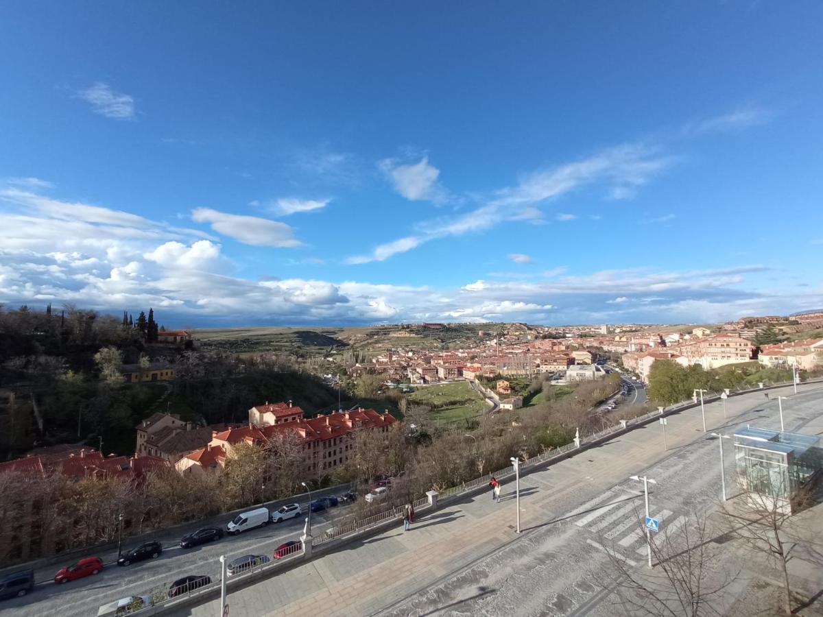 Hotel Ele Acueducto Сеговия Экстерьер фото