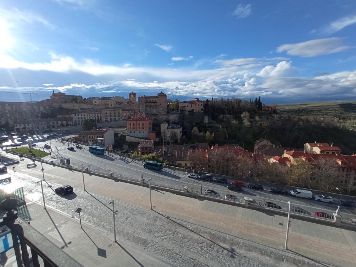 Hotel Ele Acueducto Сеговия Экстерьер фото