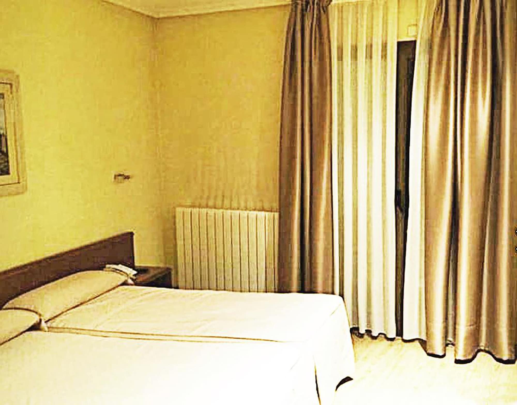 Hotel Ele Acueducto Сеговия Экстерьер фото