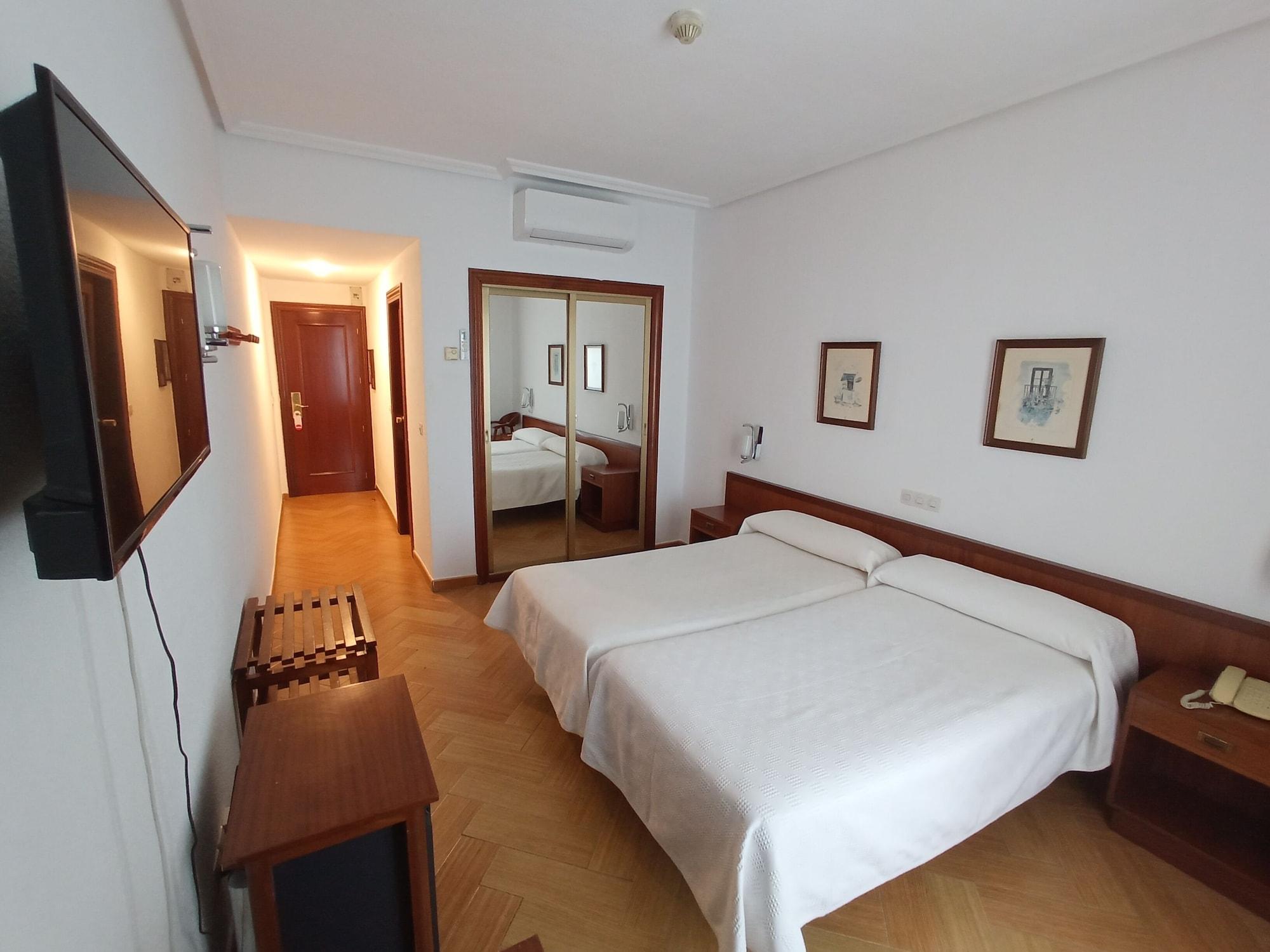 Hotel Ele Acueducto Сеговия Экстерьер фото